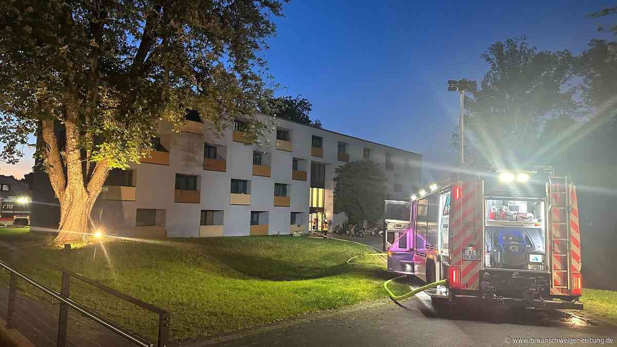 Gebäude geräumt: Feuer in Braunschweiger Wohnheim ausgebrochen