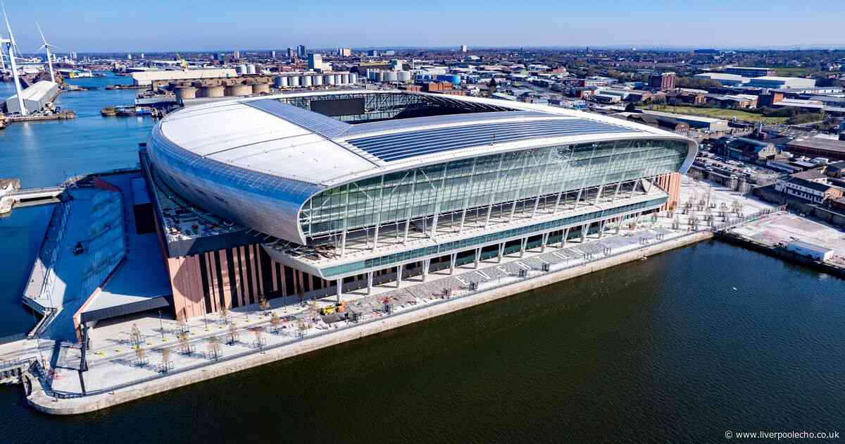 Everton legend makes bold new stadium transfer claim - 'Great time to do it'