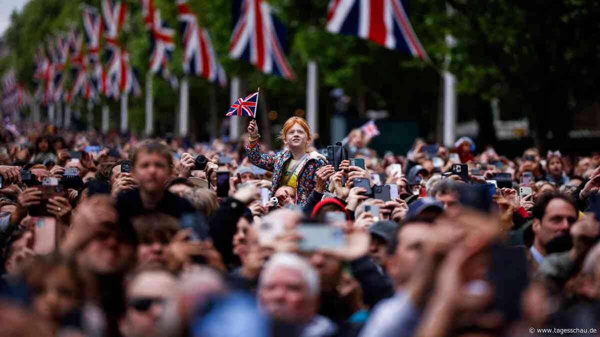 Briten feiern 80 Jahre Kriegsende - mit Pomp und Nachdenklichkeit