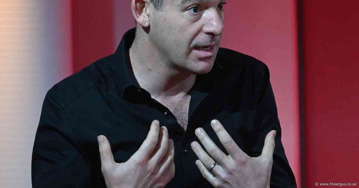 Martin Lewis advises Universal Credit claimants to make the most of £1200 boost 