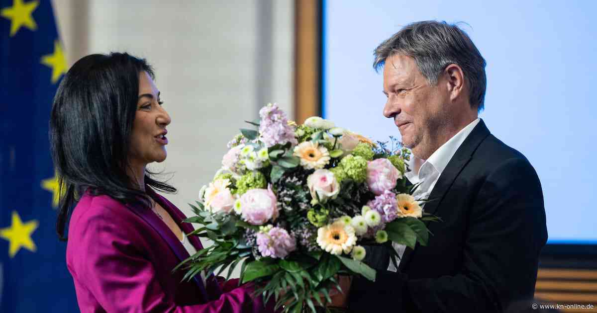 Geschäftsmäßig bis lustig – Amtsübergabe im Regierungsviertel