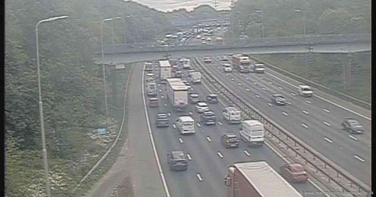 LIVE: Heavy traffic on M60 and M62 after two lanes shut following crash - latest updates
