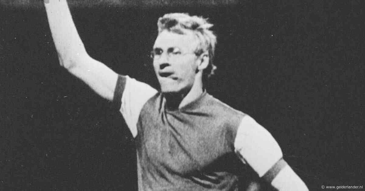Feyenoord-icoon Joop van Daele, de man van het brilletje en legendarische goal, op 77-jarige leeftijd overleden