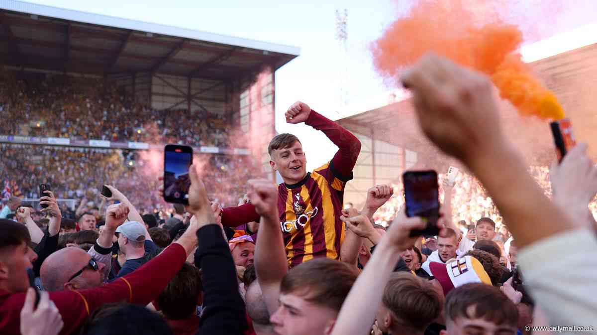 EFL SEASON AWARDS: Burnley's class act prevents a Leeds clean sweep in the Championship