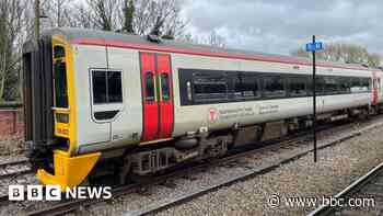 Signalling fault disrupts rail passengers