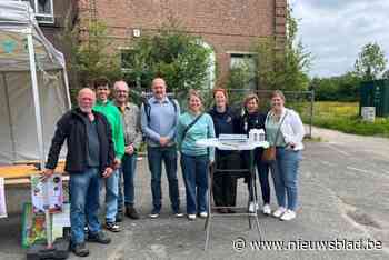 Eerste kinderwandellus volgt spoor van zeldzame kamsalamander