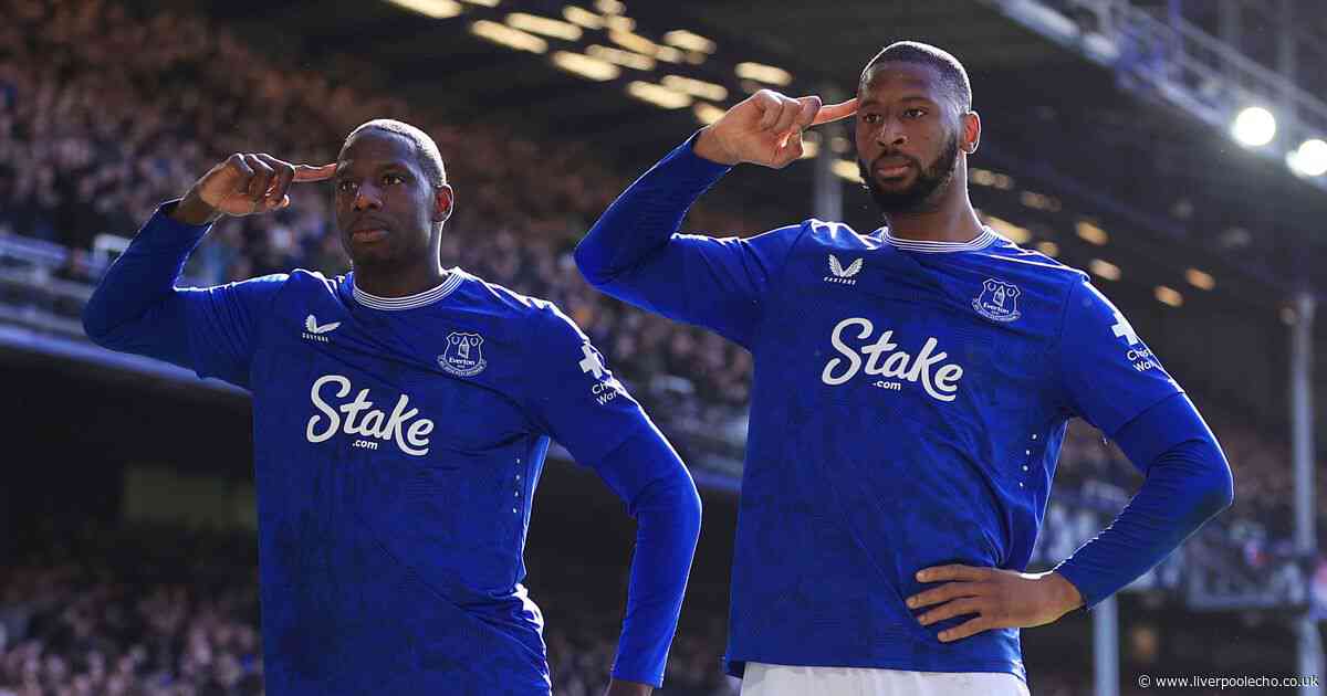 Beto, Doucoure, Longstaff, Soucek - Everton transfer latest as David Moyes talks up star
