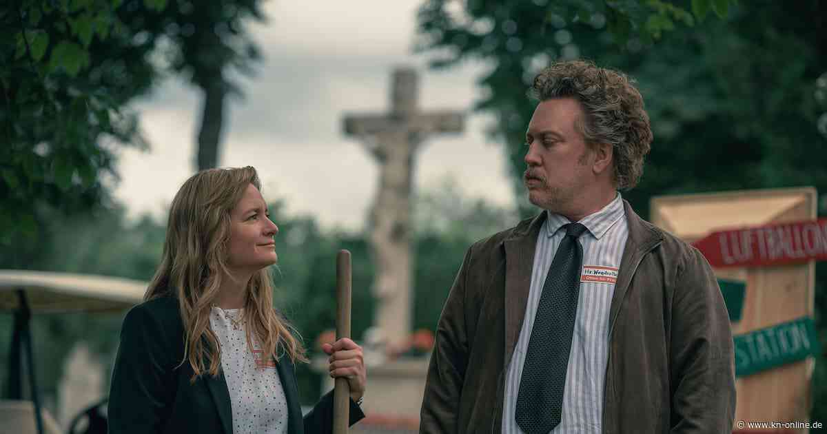 Amazon-Prime-Serie „Drunter und Drüber“ bringt Chaos auf den Wiener Friedhof