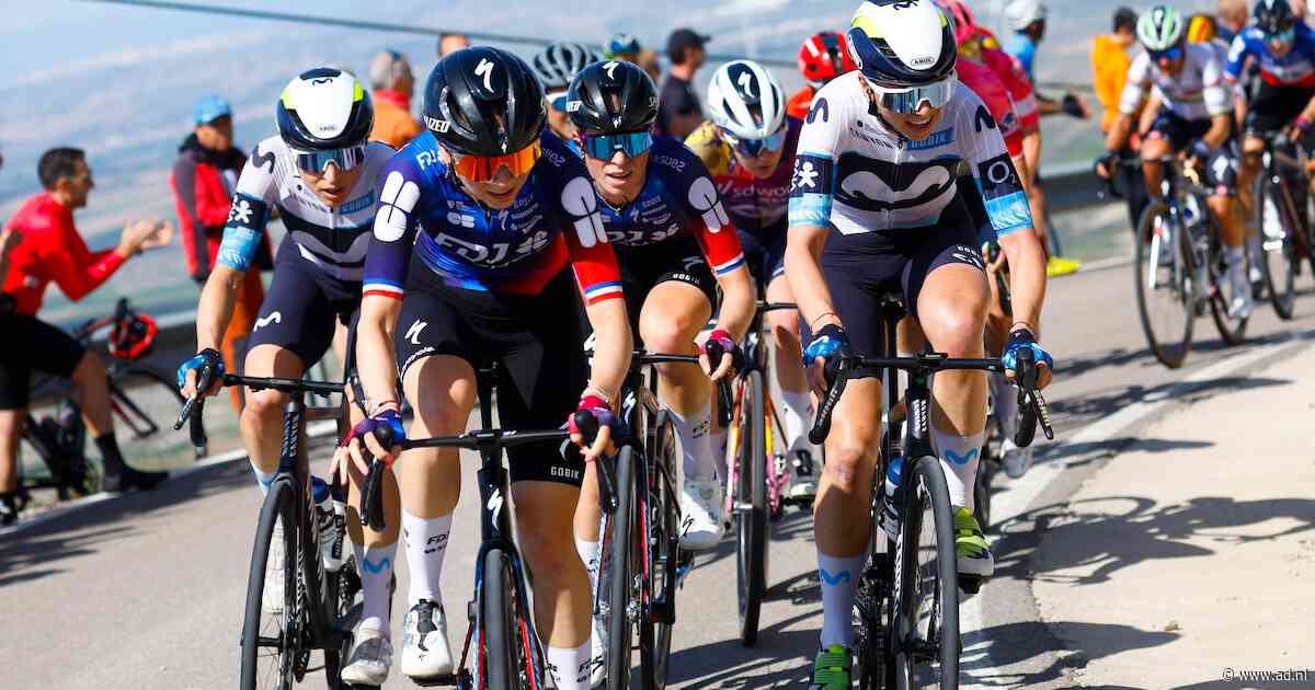 Favorieten bij elkaar voor slotklim, Gerritse onderuit in rode trui