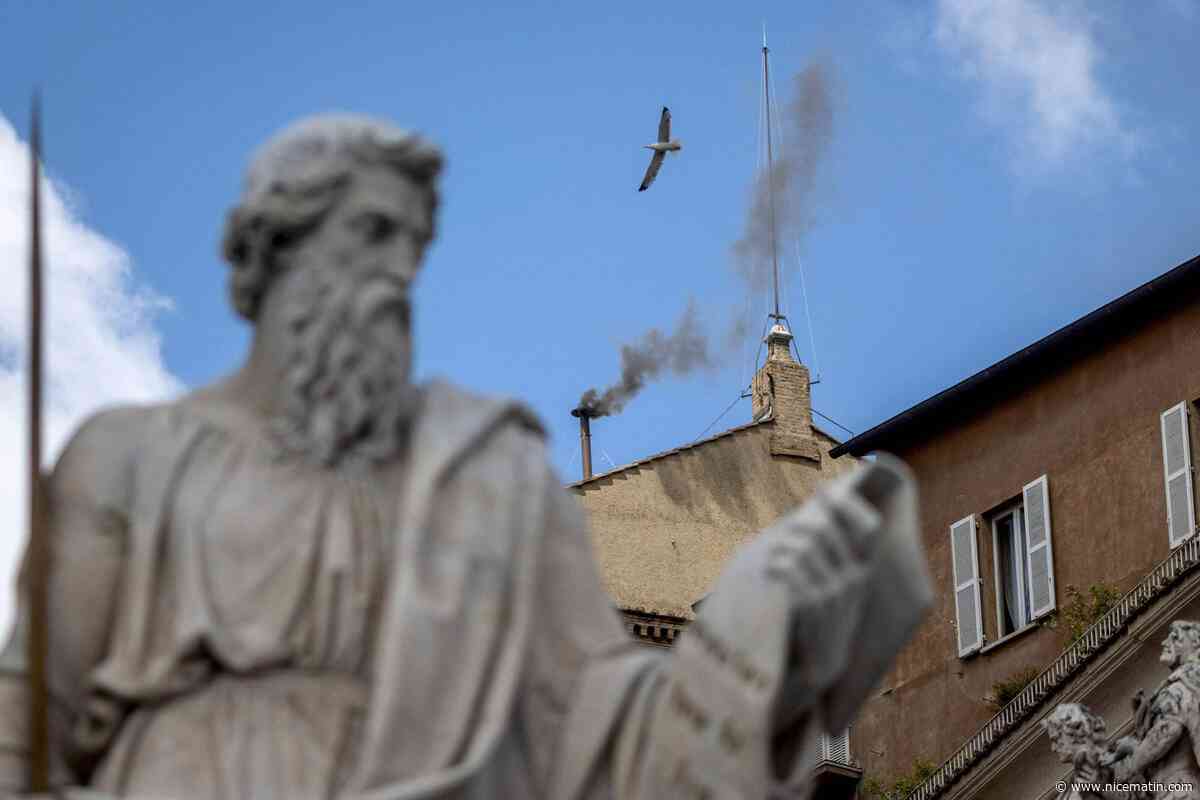 Fumée blanche ce jeudi soir, un nouveau pape a été élu... suivez le conclave en direct