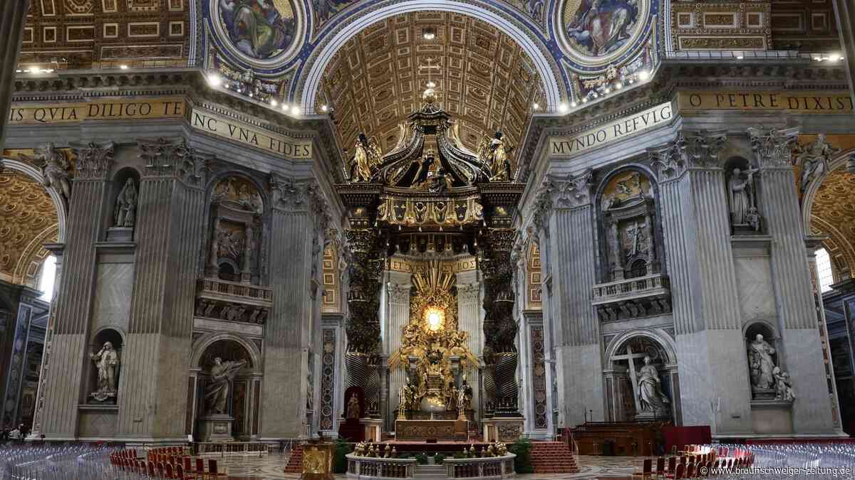 Weißer Rauch: Neuer Papst wurde gewählt – was jetzt passiert