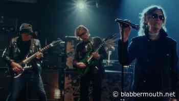 JOE SATRIANI And STEVE VAI Release Video For SATCHVAI's 'I Wanna Play My Guitar' Single Featuring GLENN HUGHES