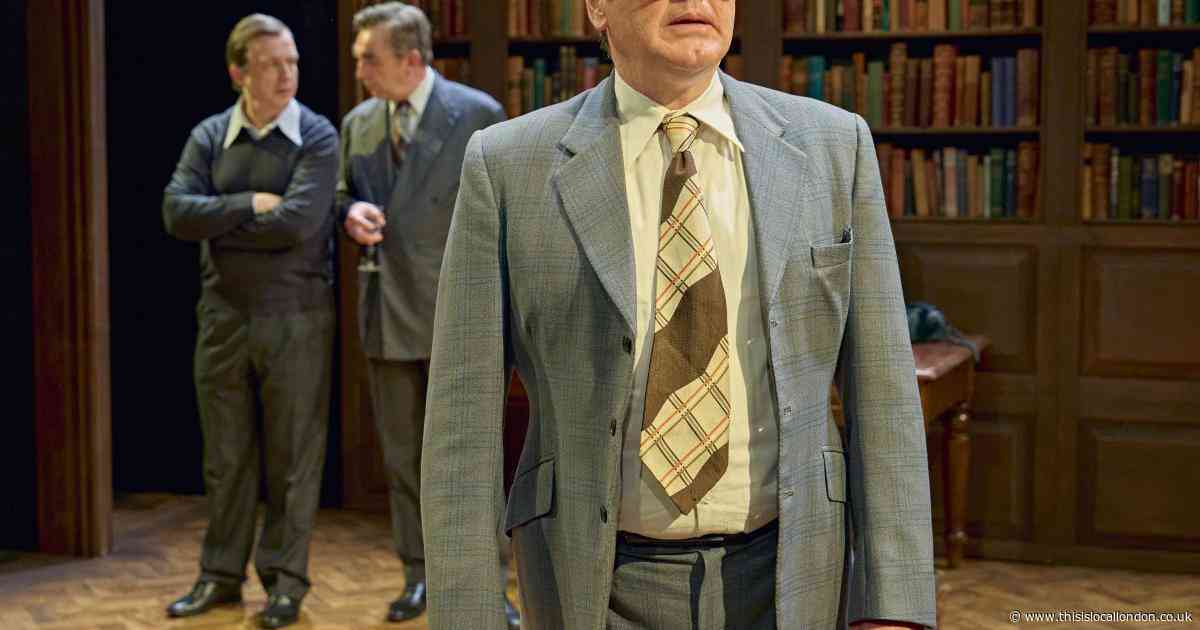 The Gang of Three – packed King's Head theatre laps up high-class political intrigue