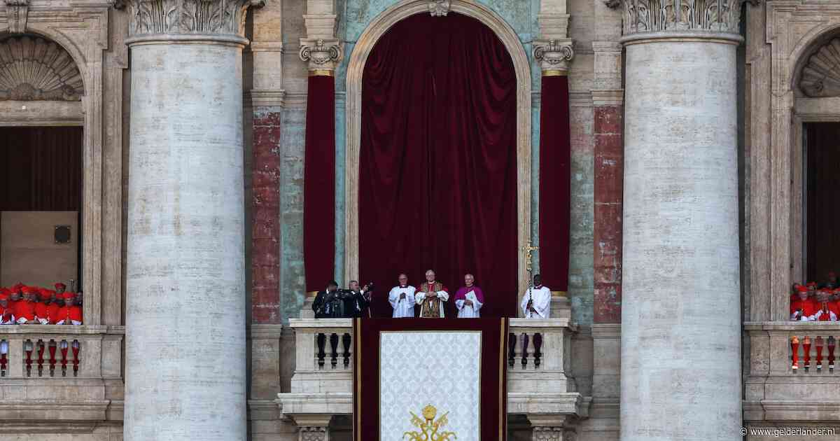 LIVE Nieuwe paus | Nieuwe paus Leo XIV heeft een waanzinnig cv: ‘Dit wordt Franciscus 2.0’