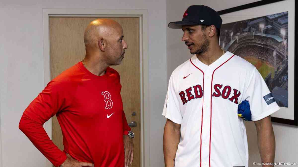 Cora weighs in on C&#39;s struggles, difficulty of repeating as champions