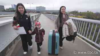 Turned away, then jailed, family makes third attempt to enter Canada