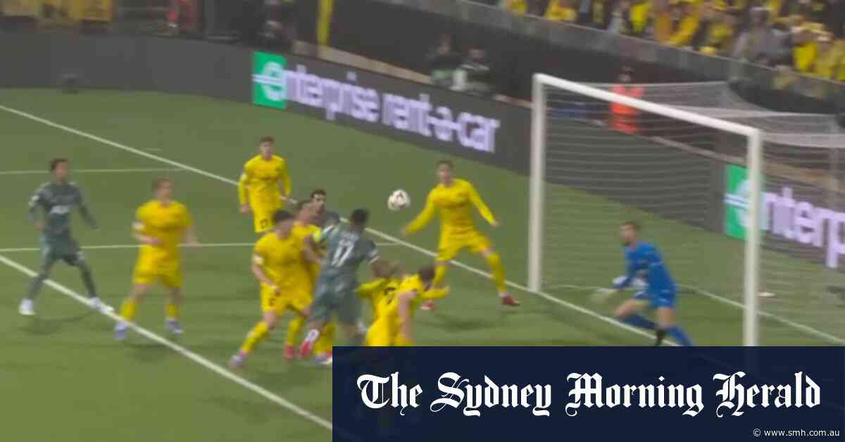 Solanke slides in for crucial goal
