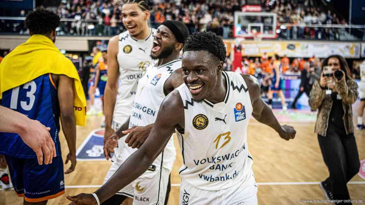 Grandios in die Play-offs: Löwen gelingt Defensiv-Coup in Rostock