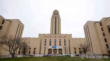 Quebec universities face $200M shortfall amid international student drop