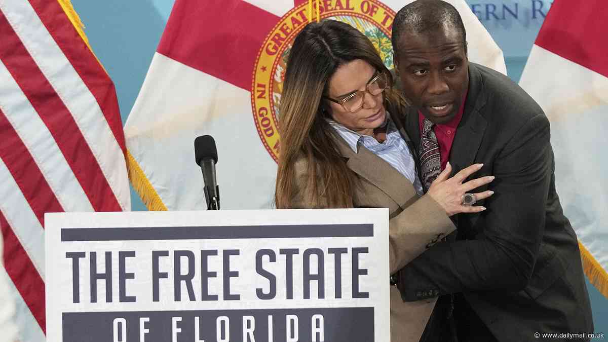 Florida surgeon general makes dramatic move when state senator passes out during speech