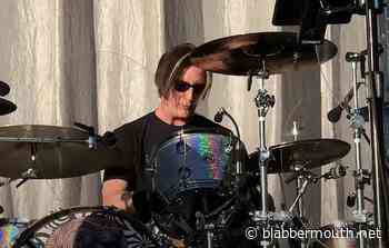 ALICE IN CHAINS Drummer SEAN KINNEY Suffers 'Medical Emergency; Tonight's Show Canceled