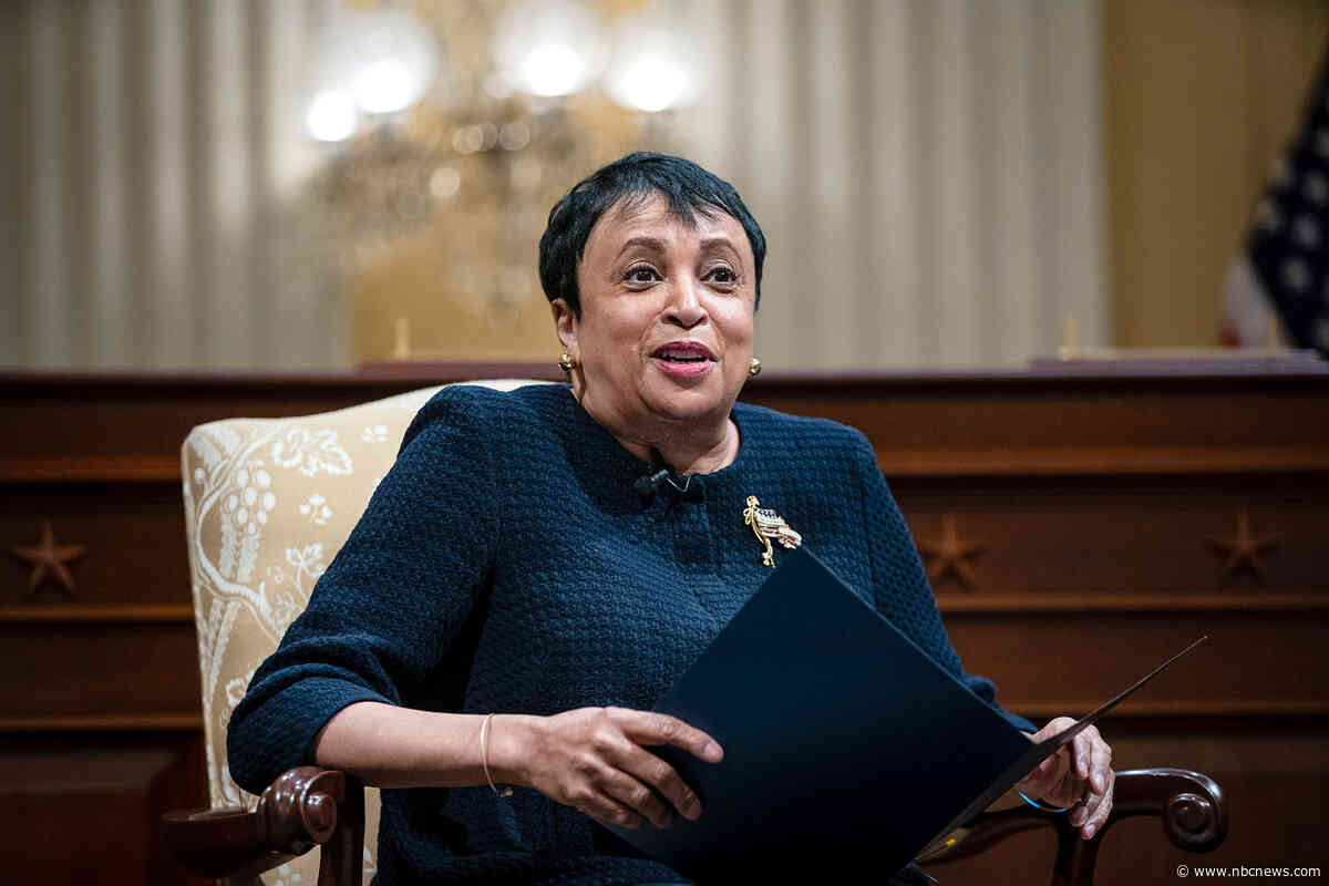 Trump abruptly fires Librarian of Congress