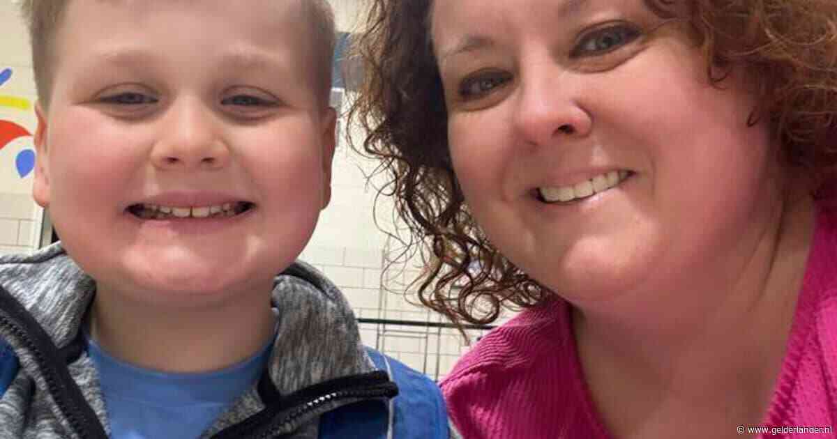Amerikaanse jongen (8) bestelt 70.000 lolly’s: ‘Toen ik de rekening zag, viel ik bijna flauw’