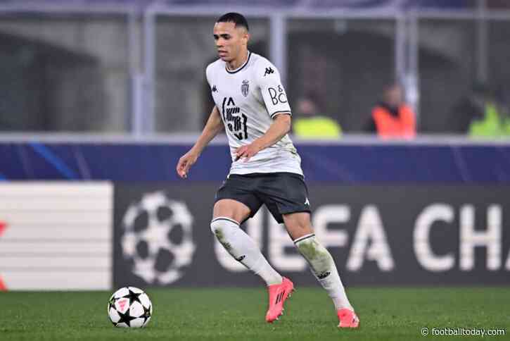 Liverpool eye Vanderson as Trent Alexander-Arnold replacement