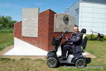 Monument ter ere van oude koekjesfabriek aan Pareinpark onthuld