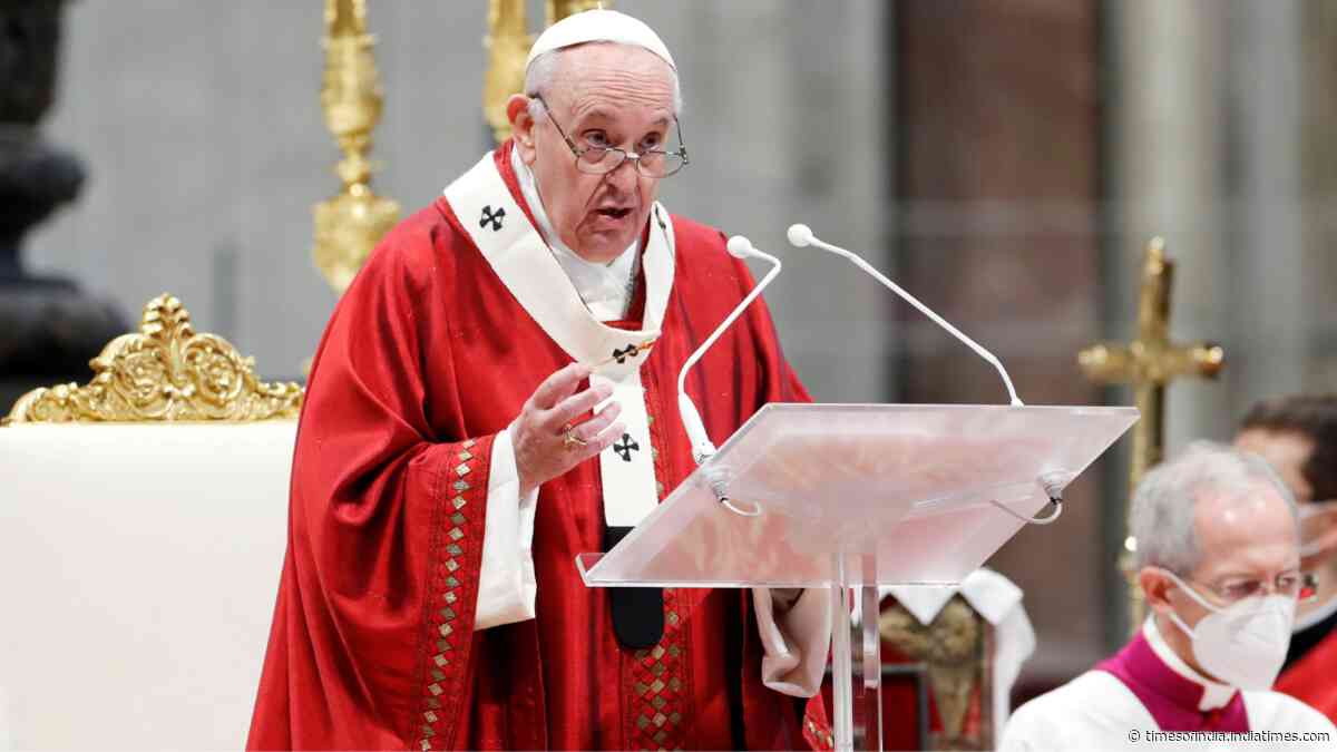Pope’s outfit decoded: Hidden meanings behind every stitch!