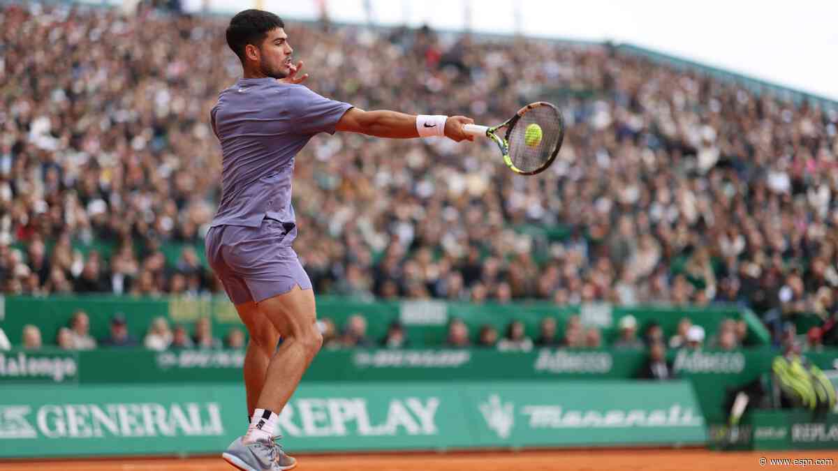 Alcaraz returns with win to start Italian Open