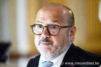 LIVE POLITIEK. Minister van Binnenlandse Zaken Bernard Quintin (MR): “Voetbalclubs moeten schade betalen”
