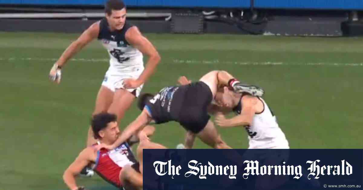 Carlton star cops nasty head knock
