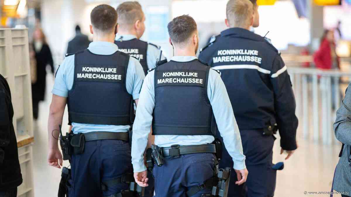 Deze straffen kan je krijgen voor een valse bommelding op het vliegveld