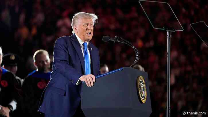 US to begin admitting white South African refugees