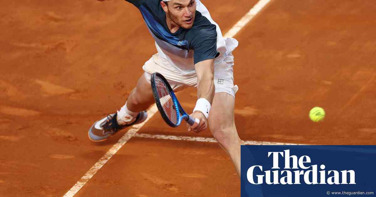 Draper shows top-five class to see off Darderi after Raducanu deals with late surprise