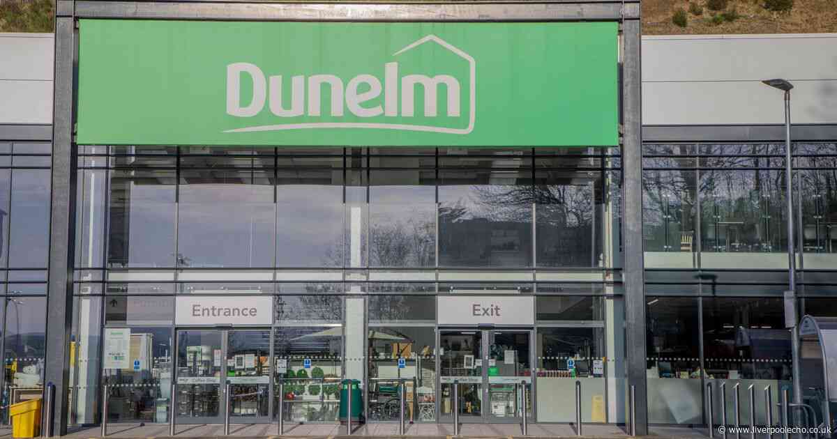 Dunelm's 'wonderful' £25 solution for drying clothes in small gardens 'doesn't rust'