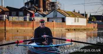 Former Parachute Regiment officer is rowing solo around the coast of Britain