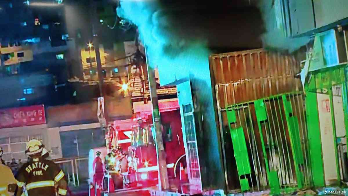 San Luis: Incendio en almacén de fertilizantes moviliza 15 unidades de los bomberos