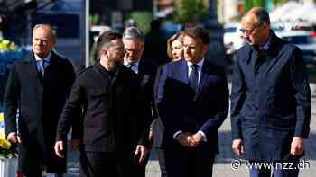 Spitzentreffen in Kiew – Merz, Macron, Starmer und Tusk werben in der Ukraine für eine Waffenruhe