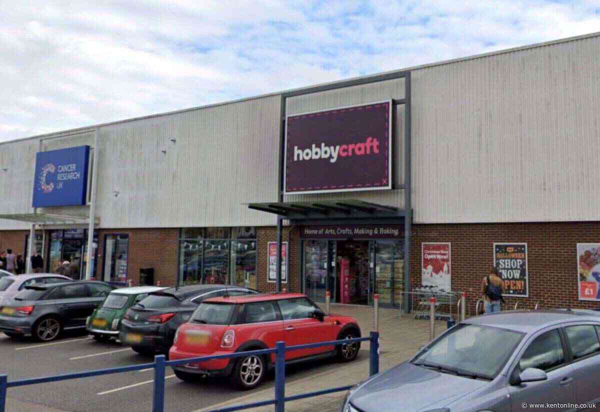 Dismay as huge chain retailer unexpectedly shuts
