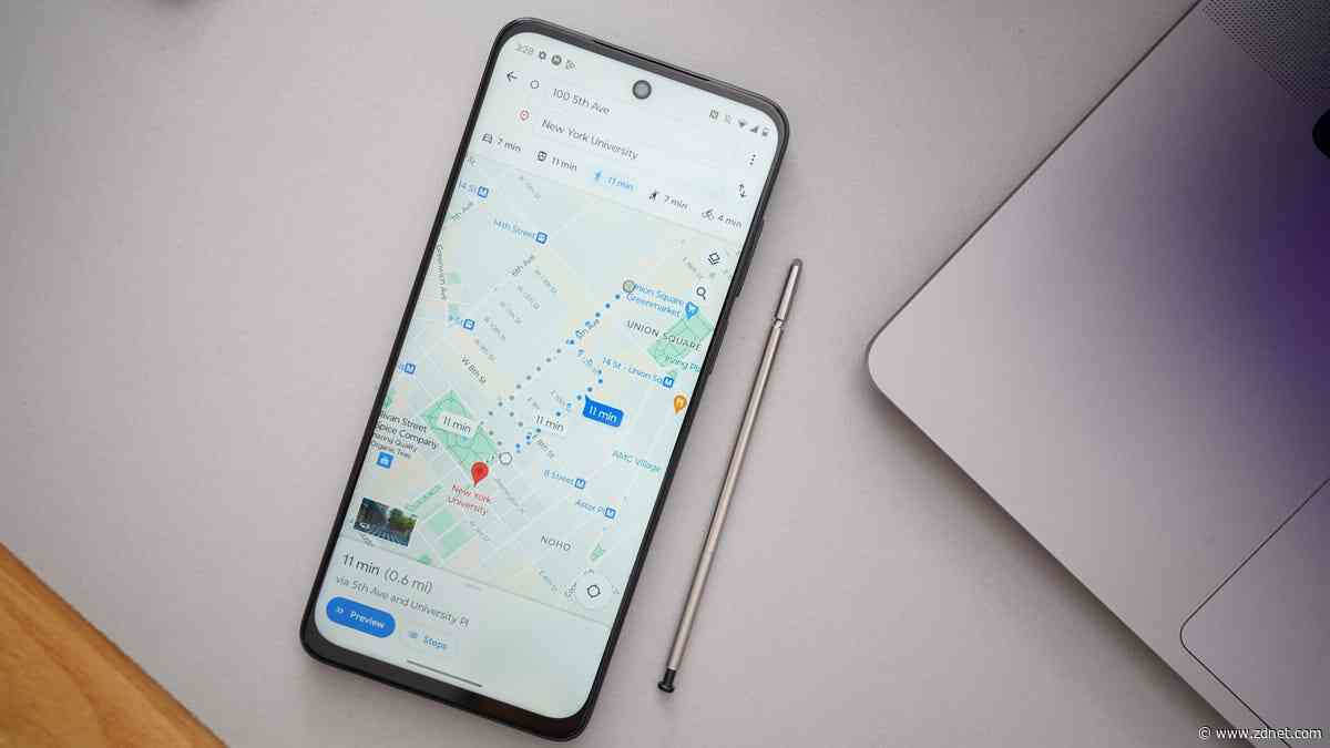 This $400 Motorola has no business being this good (and it comes with a stylus)