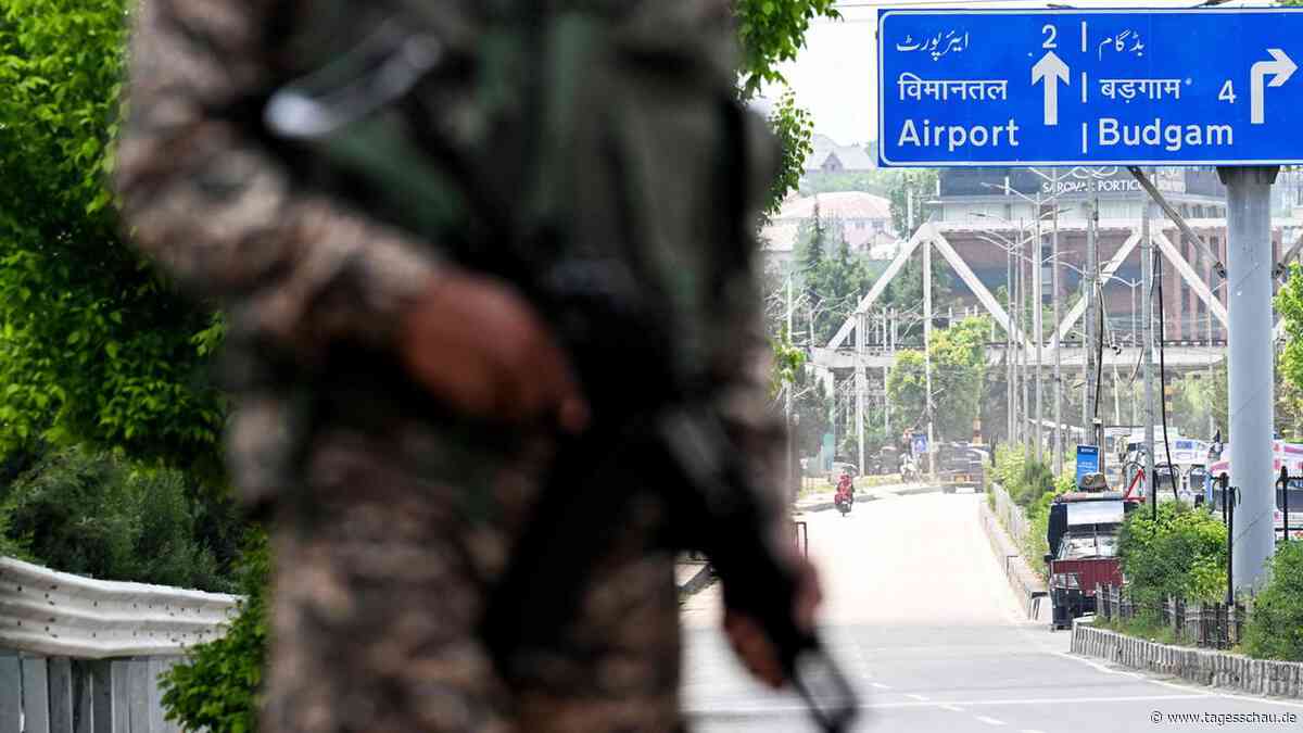 Kaschmir-Konflikt: Pakistan und Indien greifen Militäranlagen an