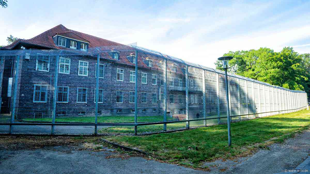 Feuer und Störer: SEK-Einsatz in psychiatrischer Klinik in NRW