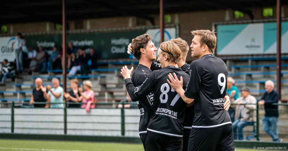 LIVE AMATEURVOETBAL | Pakt Blauw Geel’55 de titel?