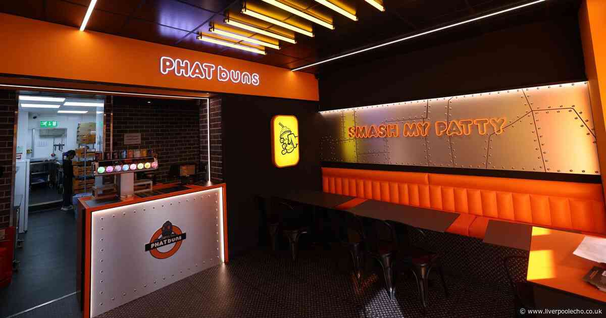 Burger sensation Phat Buns opens in city centre today