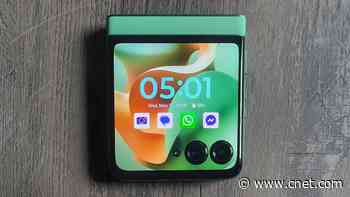 I've Been Testing the Motorola Razr for a Day and It's Already a Fun Companion