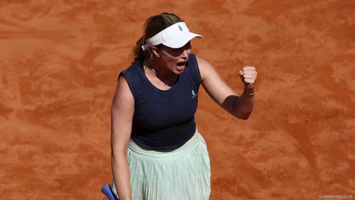 Collins upsets defending champ Swiatek in Rome