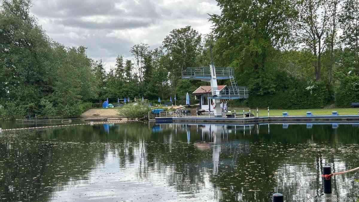 Badesaison im Kreis Peine – dieses Bad will löchriges Hindernis überwinden
