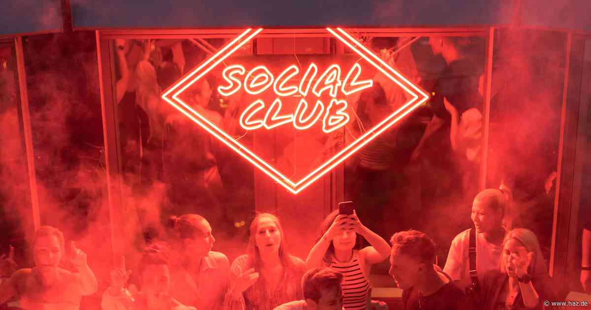 Social Club in Hannover: Die Bilder der Afterwork-Party im Gartensaal